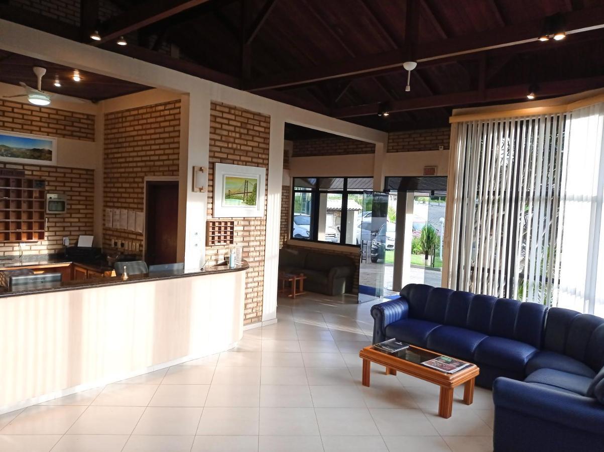Silvestre Praia Hotel 임비투바 외부 사진