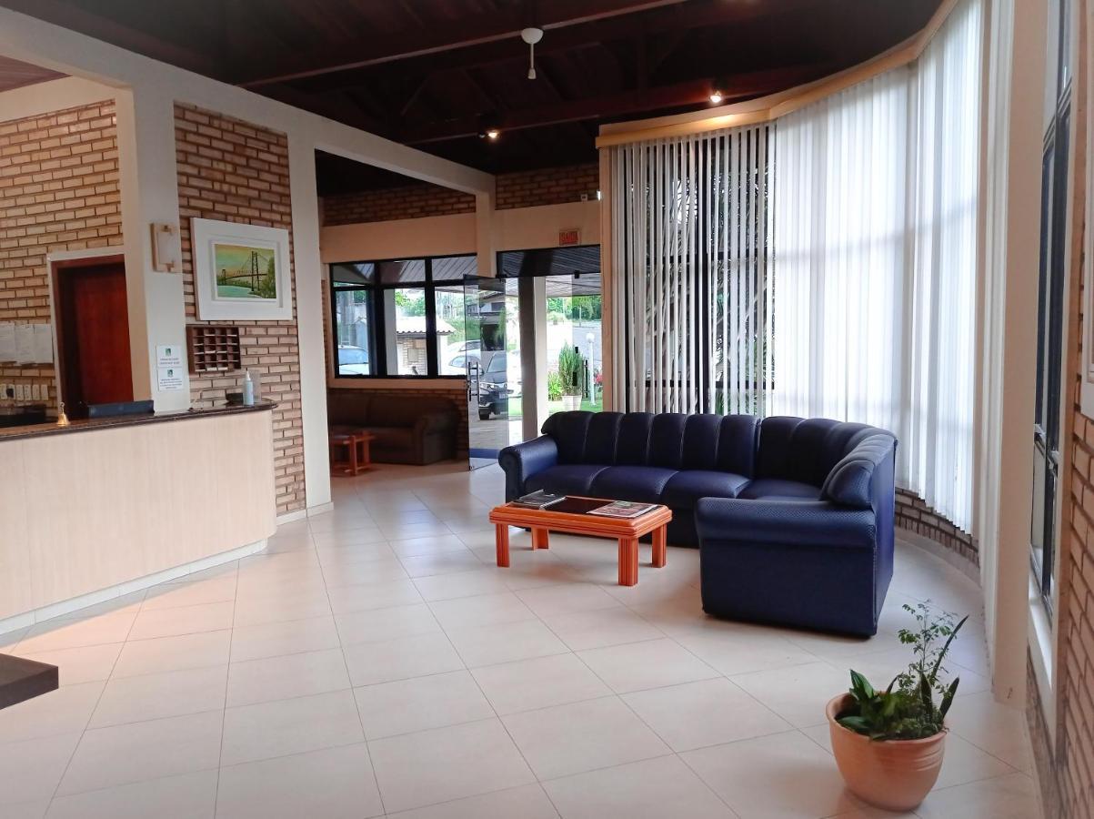 Silvestre Praia Hotel 임비투바 외부 사진